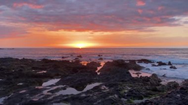 Puerto de la Cruz 'da gün batımı, Tenerife, İspanya