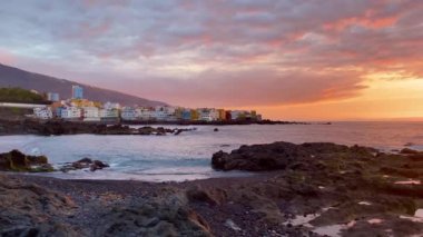 Puerto de la Cruz 'da gün batımı, Tenerife, İspanya