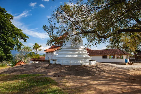 Lankatilaka Templo Budista Século Xiv Aldeia Hiyarapitiya Partir Área Udu — Fotografia de Stock