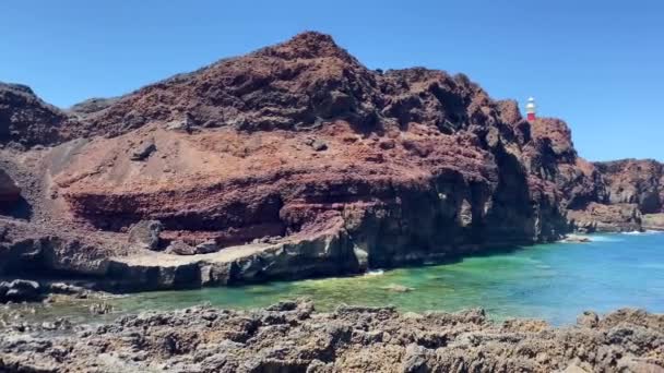 Dramatycznym Wybrzeżu Latarni Morskiej Punta Teno Znajduje Się Gminie Buenavista — Wideo stockowe