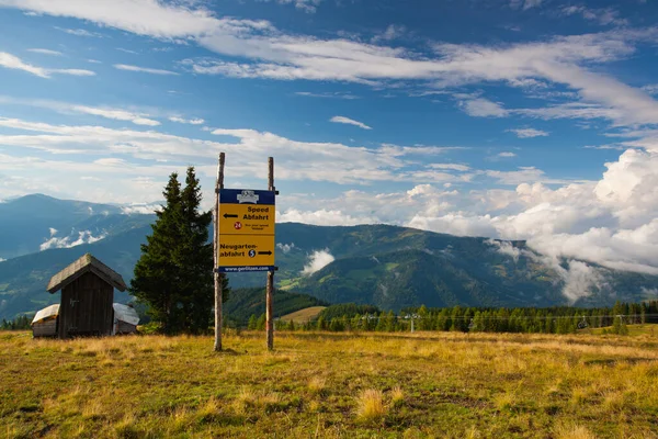 Treffen Αυστρία Αυγούστου 2016 Θερινό Χιονοδρομικό Κέντρο Στην Κορυφή Ύψος — Φωτογραφία Αρχείου
