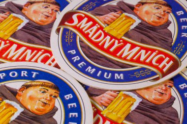 Bratislava, Slovakya-Mayıs 5, susuz Monk bira 2013:Beermats.