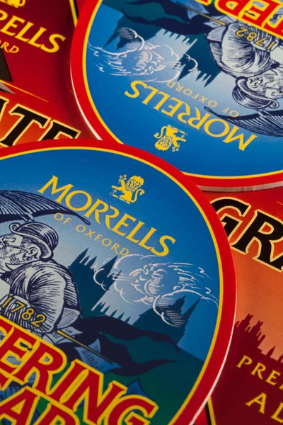 England, oxford - 12. november 2014: bierdeckel aus morrells beer. — Stockfoto