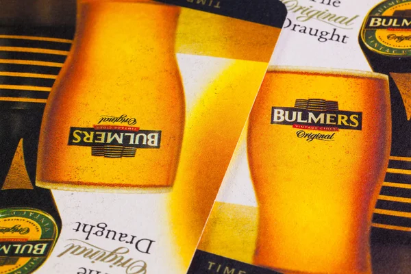 Beermats üzerinden Bulmers elma şarabı.