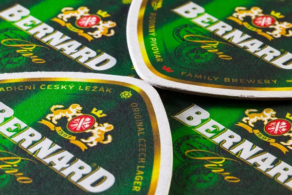 :Bernard bira gelen Beermats — Stok fotoğraf