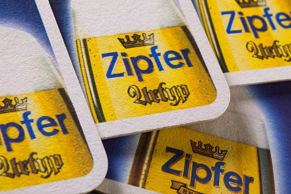 Beermats z Zipfer piwo. — Zdjęcie stockowe