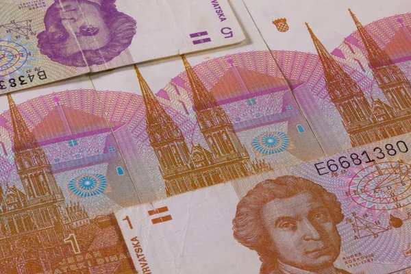 Różnych banknotów Kuna z Chorwacji na stole — Zdjęcie stockowe