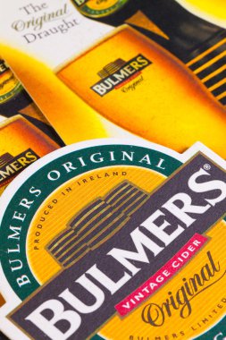 Beermats üzerinden Bulmers elma şarabı.