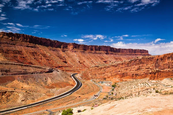 Huvudentrén till den berömda Arches National Park, Moab, Utah — Stockfoto