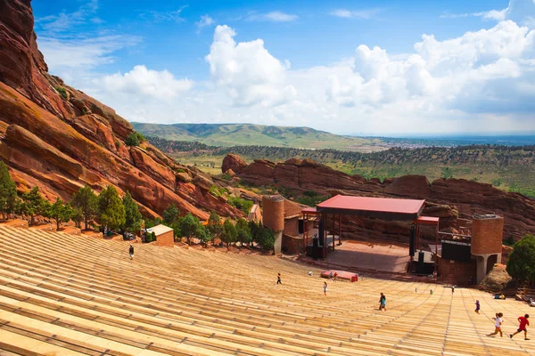 Morrison ünlü Red Rocks Amphitheater. 