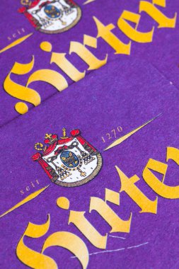 Almanya, Dresden - 20 Eylül 2014:Beermats Hirter bira. İnci