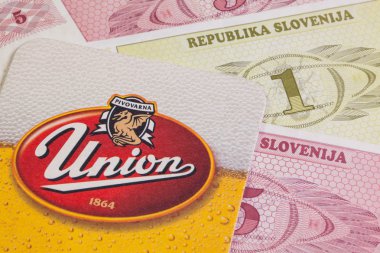 Beermat Birliği bira ve Slovenya para.