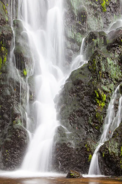 Cachoeira Achada em Achada, São Miguel — Fotografia de Stock