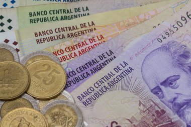 çeşitli banknot ve madeni paraların Arjantin'den 