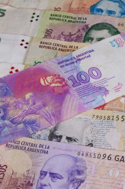 Arjantin'den çeşitli banknotlar 
