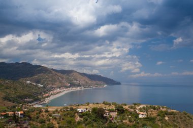 Fırtınadan önce Taormina, Sicilya, İtalya