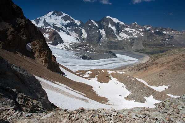 Visa från Diavolezza bergen och glaciärer — Stockfoto