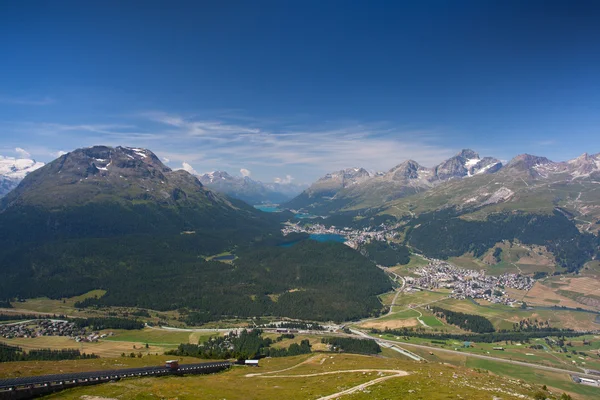 A felső Engadine-ból Muottas Muragl panoráma — Stock Fotó