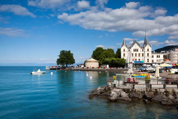 Port i Vevey vid Genèvesjön i Schweiz. — Stockfoto