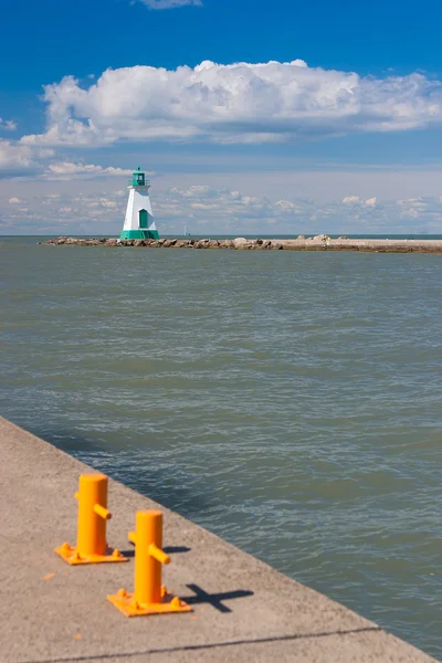 Il faro storico e il molo di Port Dalhousie — Foto Stock