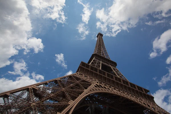 Wieża Eiffla w Paryżu. — Zdjęcie stockowe