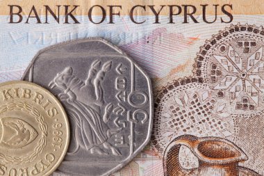 Banknot ve madeni paraların Kıbrıs Lirası