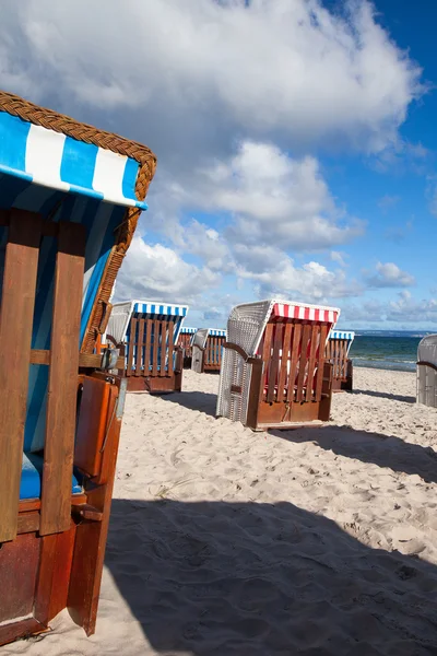 Východ slunce na pláži letoviska Binz, Ruegen ostrov — Stock fotografie