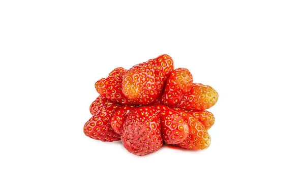 Mogna jordgubbar isolerad på vit bakgrund. — Stockfoto