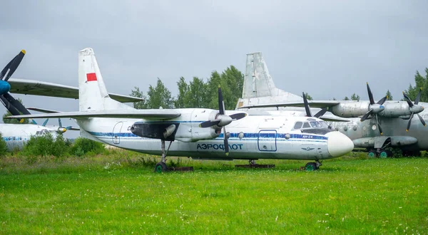 Julio 2018 Región Moscú Rusia Avión Pasajeros Turbohélice Soviético Antonov — Foto de Stock