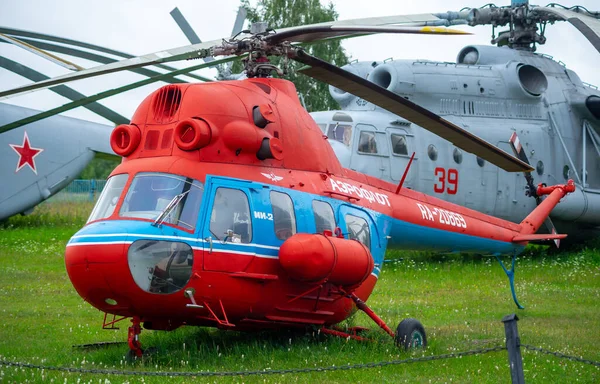 Julio 2018 Región Moscú Rusia Pequeño Helicóptero Transporte Mil Con — Foto de Stock