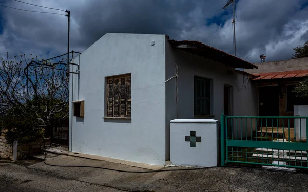 Edificios Antiguos Pequeño Pueblo Parte Montañosa Isla Chipre Principios Primavera —  Fotos de Stock