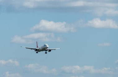2 Temmuz 2019, Moskova, Rusya. Airplane Airbus A321-200 Türk Hava Yolları Moskova 'daki Vnukovo havaalanında.