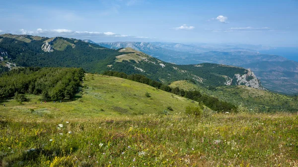 View Surrounding Mountains Top Demerdzhi Mountain Range Crimea — Stock Photo, Image