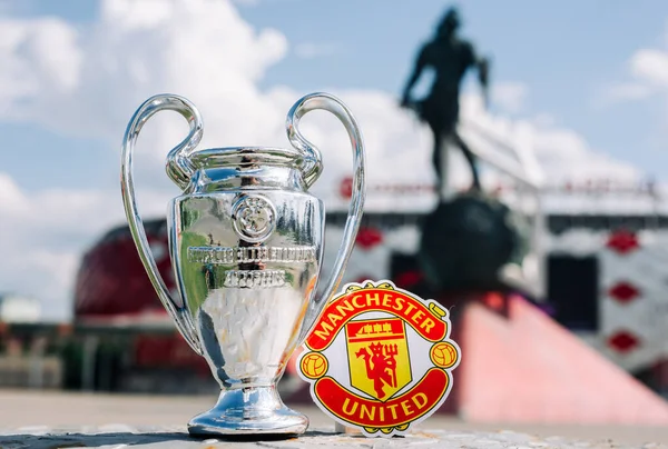 Июня 2021 Манчестер Великобритания Манчестер Юнайтед Эмблема Футбольного Клуба Кубок Стоковая Картинка