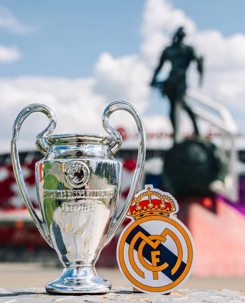 Juni 2021 Madrid Spanien Das Emblem Des Fußballklubs Real Madrid — Stockfoto
