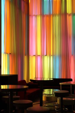 Kumaş üzerine soyut eser