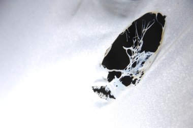 Kumaş üzerine soyut eser