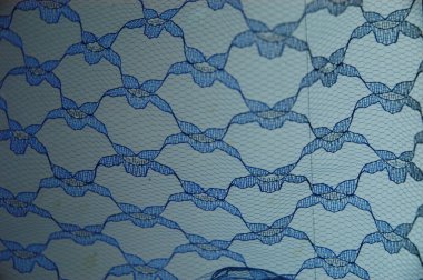 Kumaş üzerine soyut eser