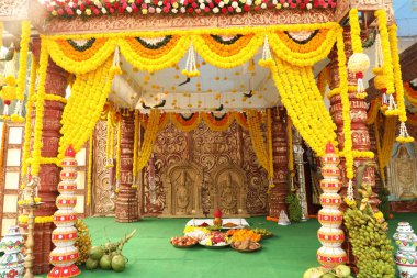 Geleneksel Hindu düğün töreni