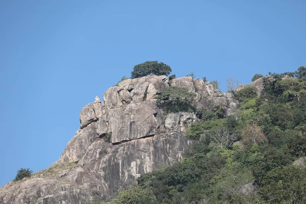 农村地区的石山 — 图库照片