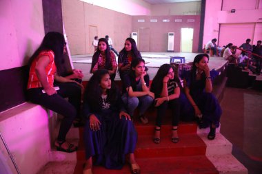 Hintliler 7 Mart 2021 'de Hindistan' ı izliyor.