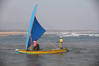 Sahildeki balıkçılar