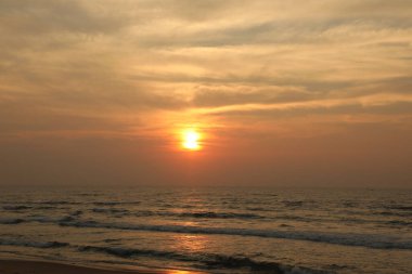 Günbatımında İnsanoğlunun Silueti