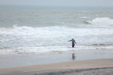 Sahildeki balıkçılar