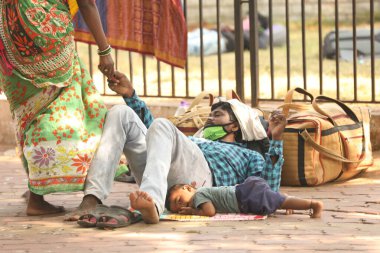 Vizag Vizag 'daki Footpath' deki insanlar 22 Ocak 2021