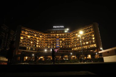 22 Ocak 2021 Vizag Hindistan Novatel Otel Binası 'nın dışı.