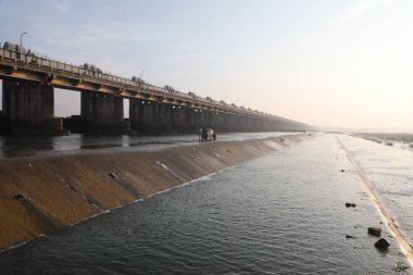 Accident Car on a Bull cart at Water Dam