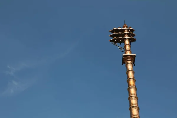 Tempel Apparatuur Bij Het Gebed — Stockfoto