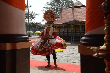 Geleneksel Halk Dansçısı Munnar Kerala 25 Nisan 2021