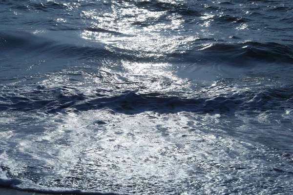 바다에서 일어나는 — 스톡 사진